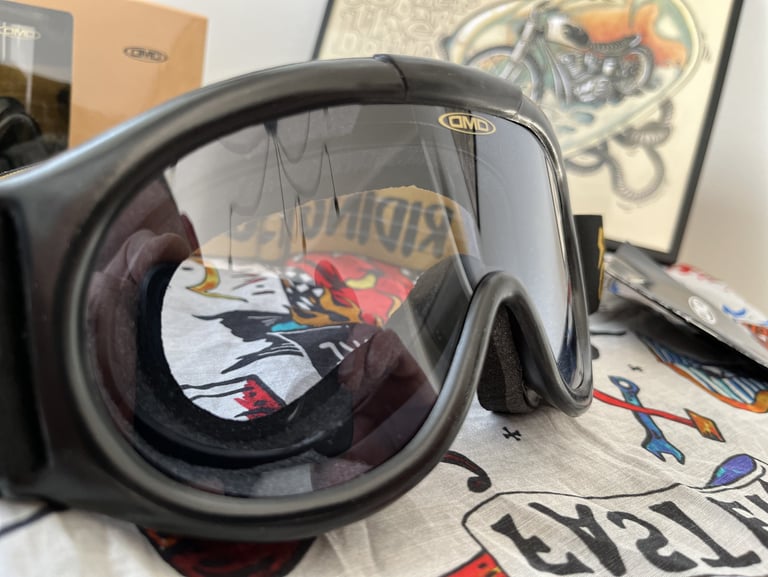 Gogle motocyklowe z szybą bezbarwną