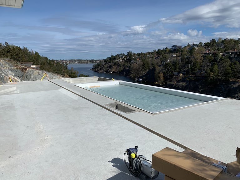 Tabell över poolkostnader – jämförelse av olika pooltyper och priser