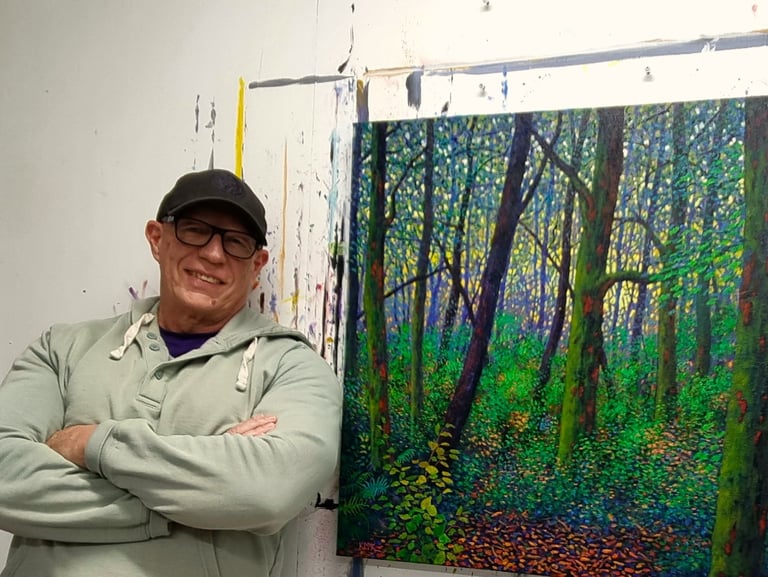 Kevin McKeown artist in his studio. 