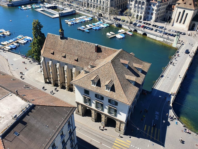 Wasserkirche und Helmhaus