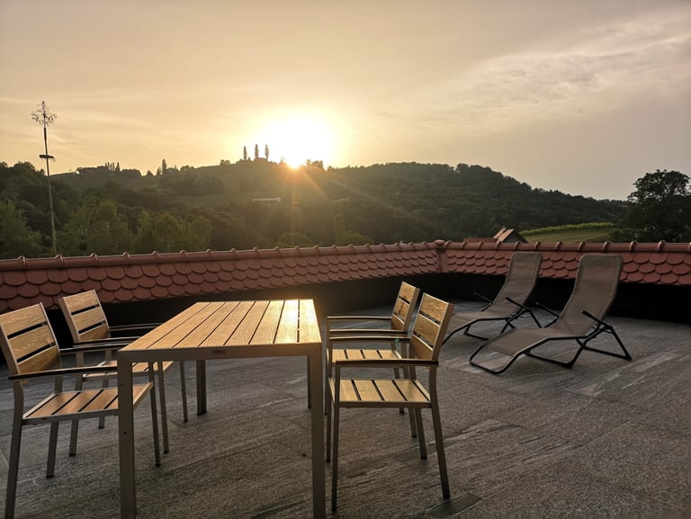 Chalte Außenbereich mit Terasse