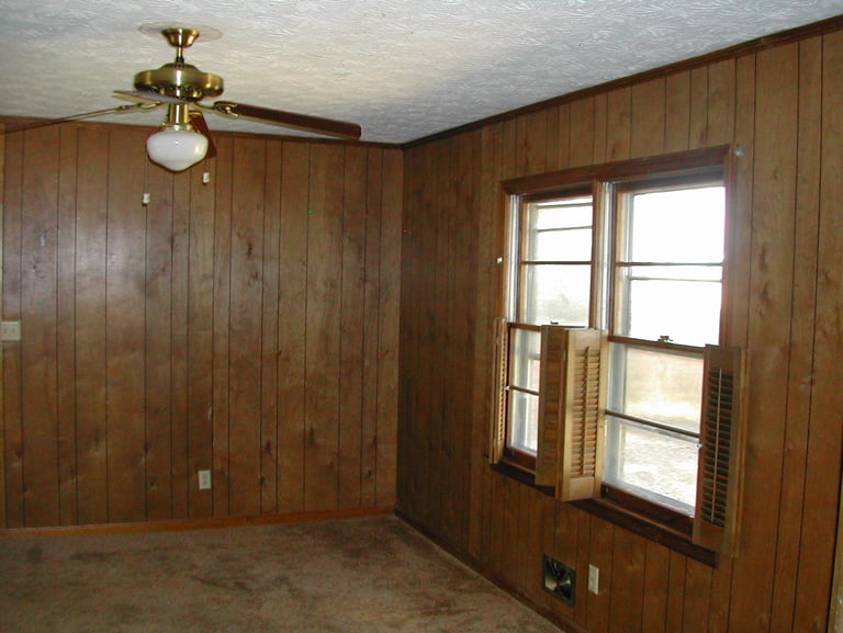 Huckabee Handyman Services, Sliding glass door before