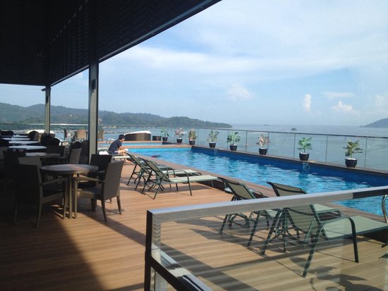 Sky Blu Bar Rooftop swimming pool