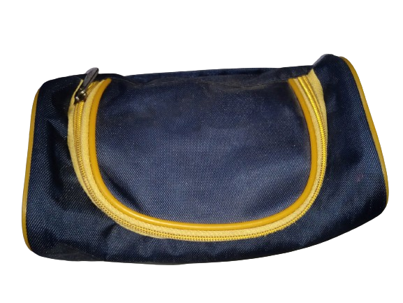 blue pouch with yellow zipper to keep products