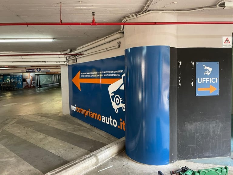 PVC adesivo stampa personalizzata applicato su superfice curva