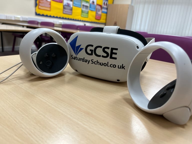 GCSE Science tuition VR Lessons North Herts