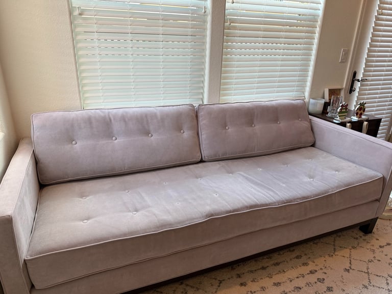 SFC Junk Removal: Couch disposal & sectional hauling in SF 94115.