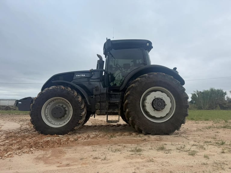 Tipo: Trator | Marca: Valtra | Modelo: S353 | Ano: 2017