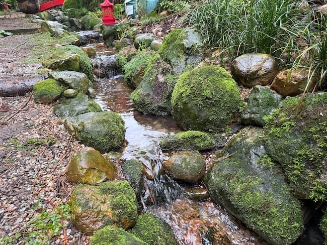 garden fountain Hull