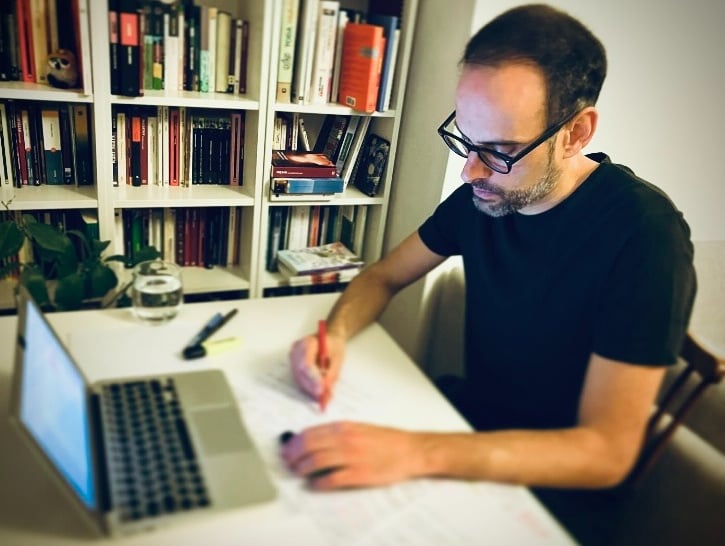 Ramón González, escritor y coach literario
