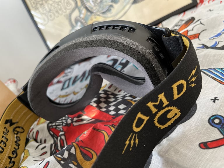 Gogle motocyklowe DMD od strony wewnętrznej