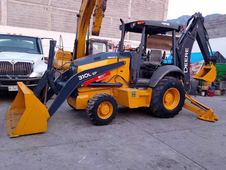 Retroexcavadora John Deere 310L Modelo 2020