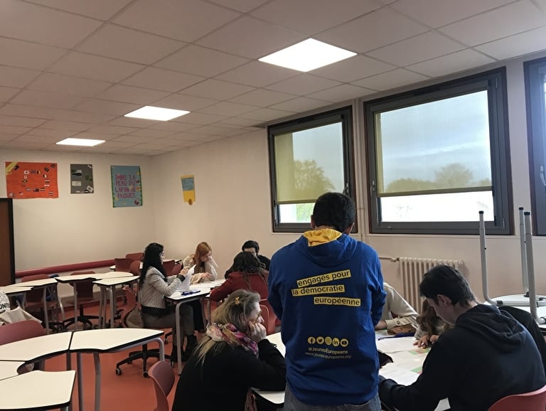 Embody a Member of the European Parliament for a day at La Fontaine des Eaux high school