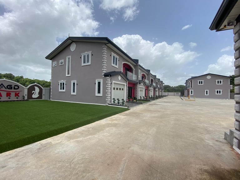 Residential Home MGD Park Penal