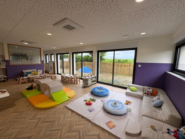 Salle d'éveil et de motricité - Le Village Enfantin