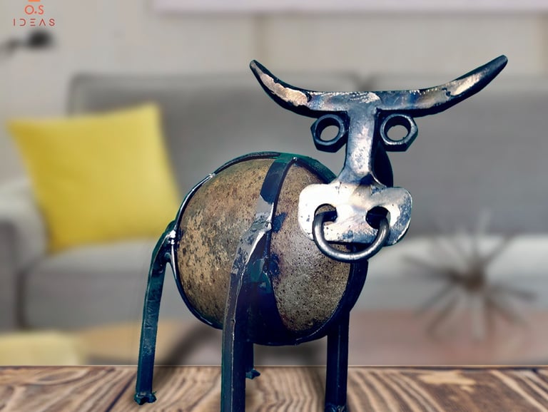 escultura adorno pequeña vaca