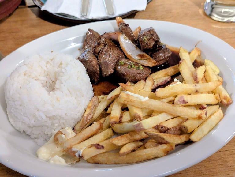 Lomo Saltado at Bardock Bar in Urubamba