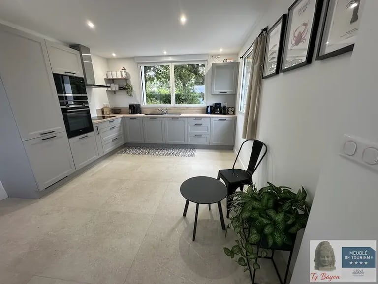 Ty Bayon - Découvrons ensemble notre gîte - Différents espaces - Cuisine