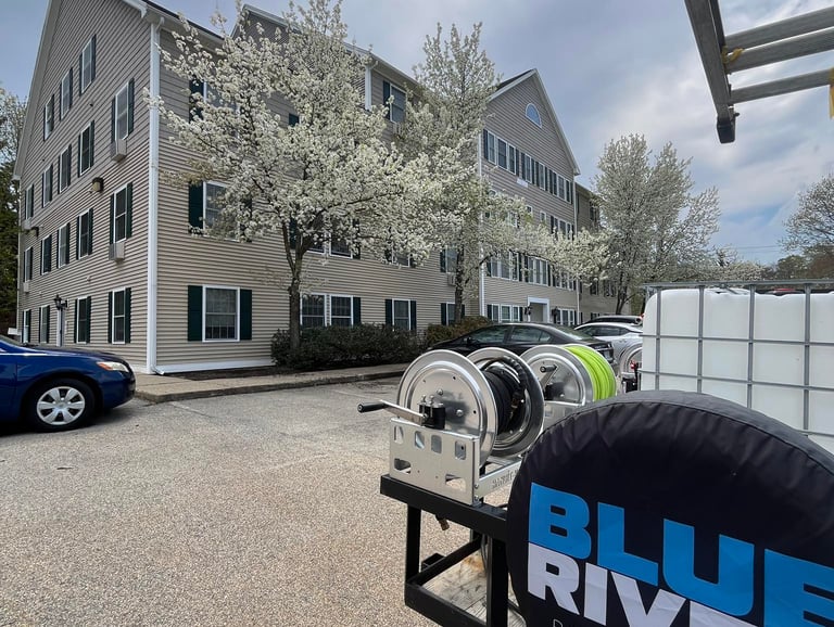 Professional pressure washing services in York County, ME for decks, patios, and walkways after seas