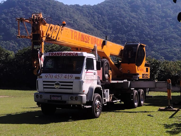 MUNCK LOCACAODEEQUIPAMENTO CAMINHAO GUINDASTE GUINDAUTO 24HATENDIMENTO OBRAS IÇAMENTO REMOÇAO 