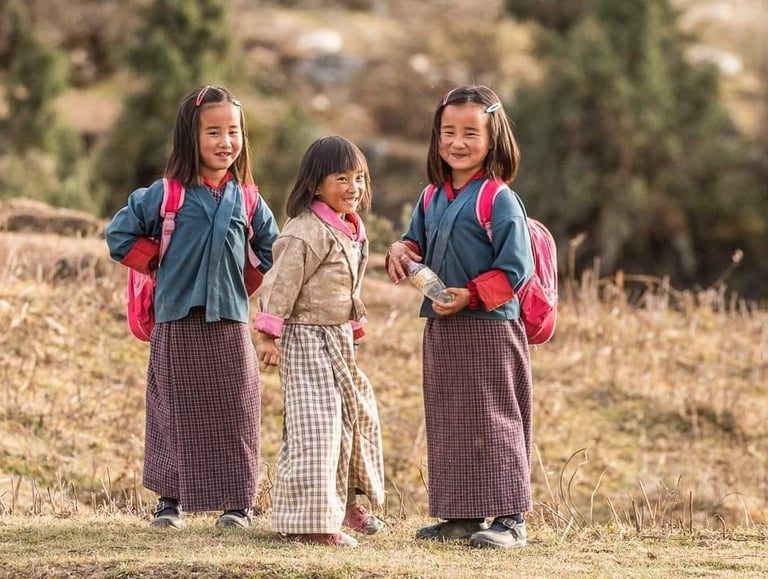 Bhutanese_School_Going_Children_at_Pjobjikha_Valley_Western_Bhutan