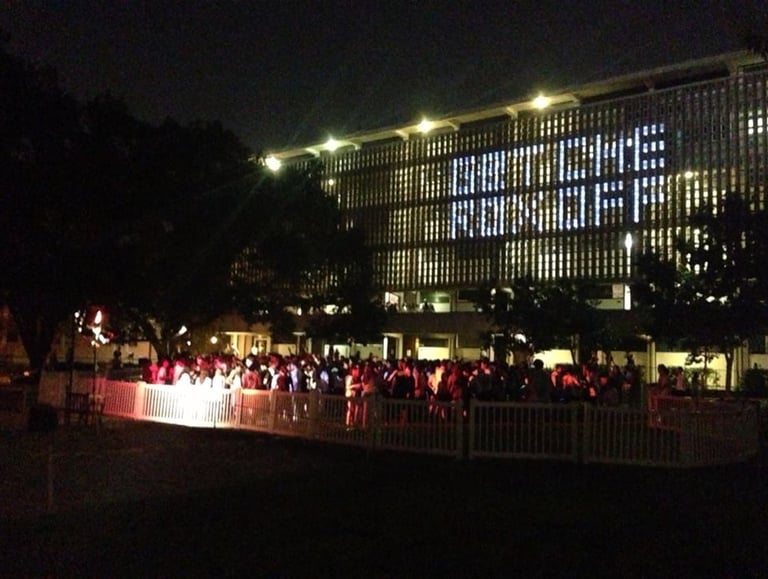 Getcheroxoff decorations at Lovett College