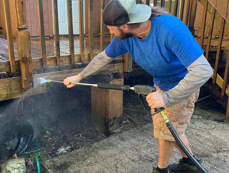Pressure washing technician Jacksonville Florida