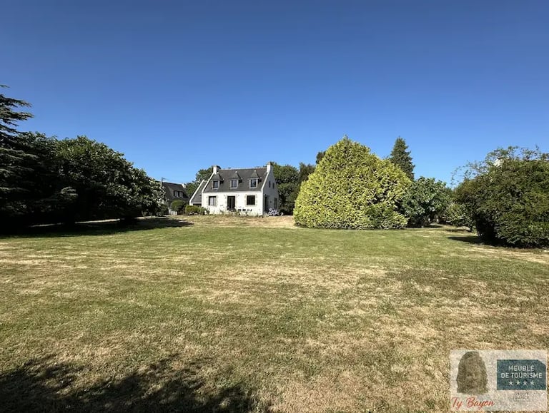 Ty Bayon - Découvrons ensemble notre gîte - Maison et son terrain