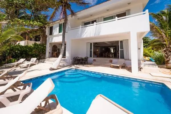 Villa for grief yoga retreat in Akumal