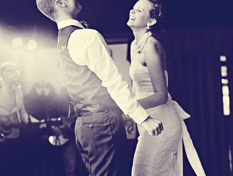 Hire acoustic guitarists for a wedding reception in NC.