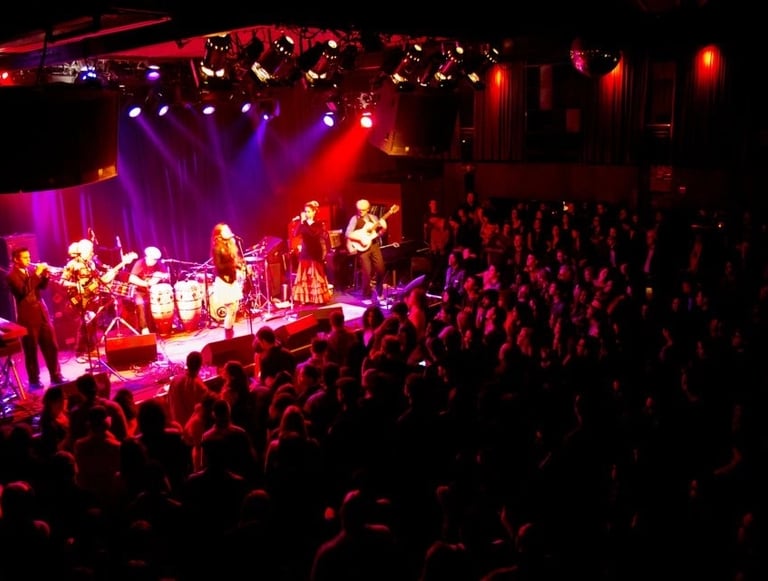 Carrie Jahde performing at The Independent San Francisco