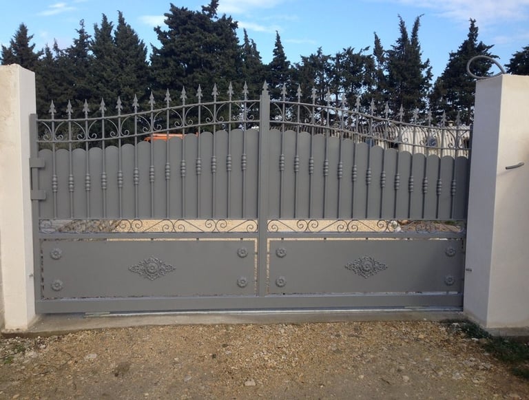 Portail battant acier sur mesure