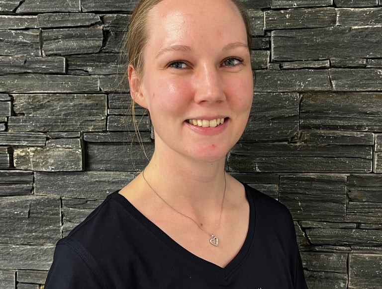 Kathrine Bloch - Sekretær