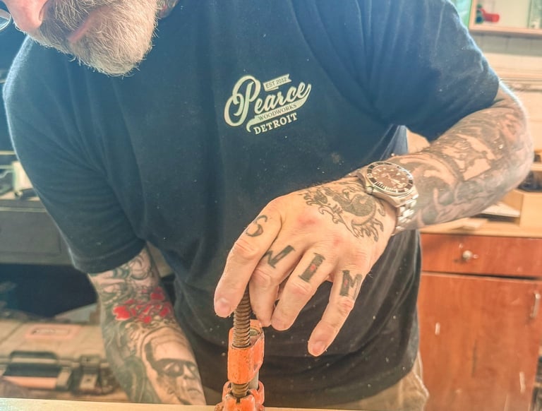 Custom woodworking craftsman in Detroit, MI