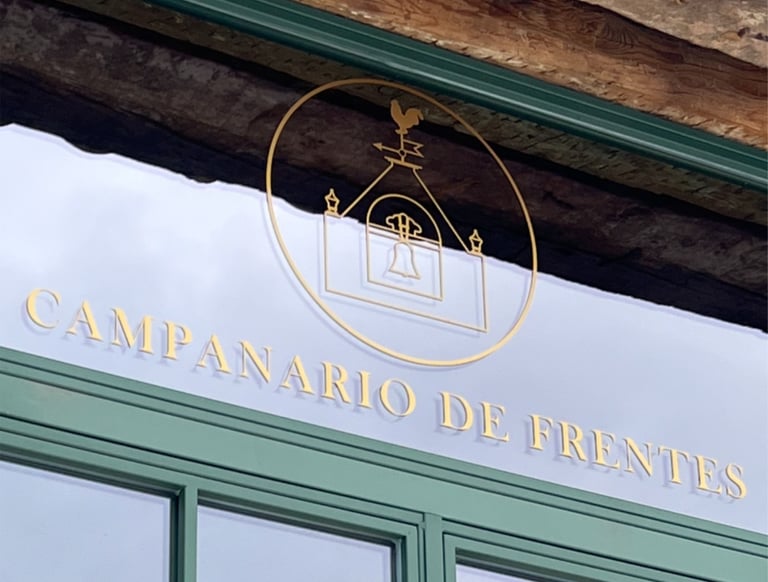 Campanario de Frentes. Nuestro logo