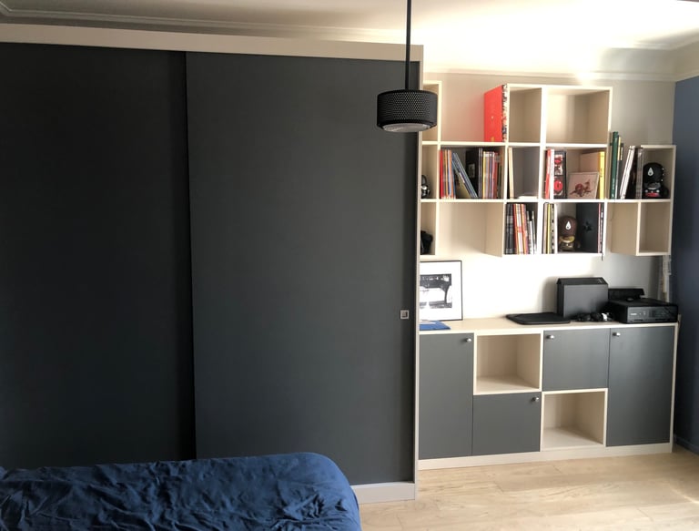 meuble dressing bureau sur mesure noir et bois clair