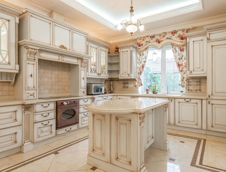 MazarakisArt: Κλασική Κουζίνα με Ευδιάκριτες Λεπτομέρειες