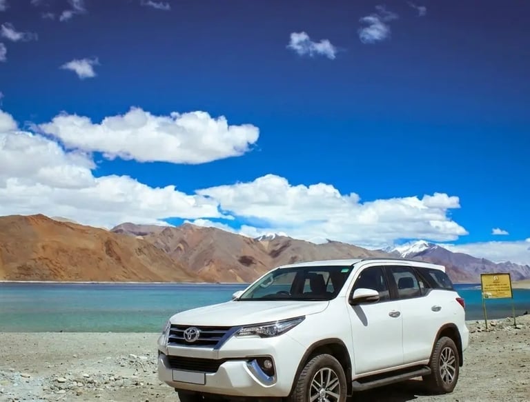 Toyota Fortuner Taxi in Ladakh