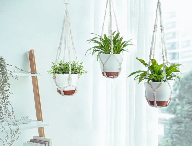 Mkono Self-Watering Plastic Planters