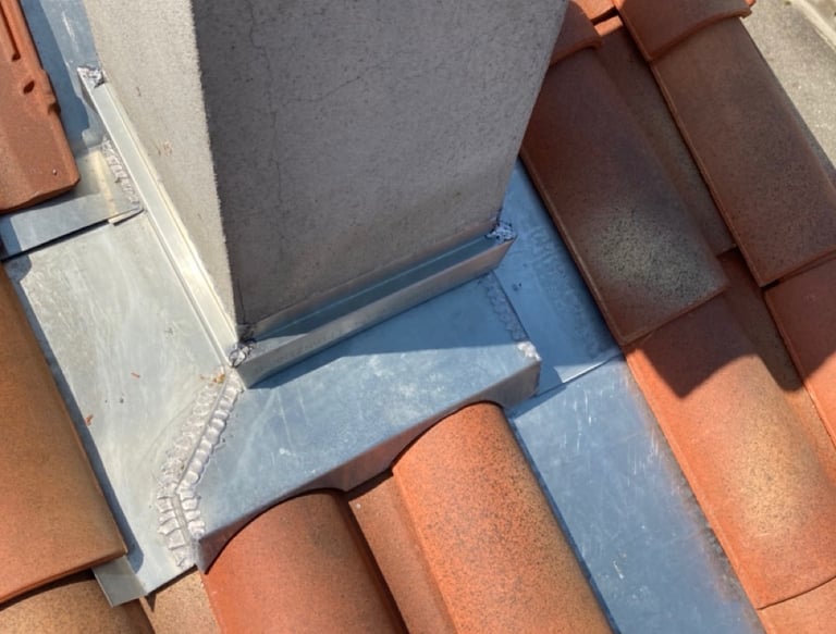 raccord de cheminée en zinc sur mesure