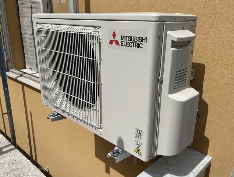 condizionatore Mitsubishi Electric macchina esterna modello MUZ AY35VG