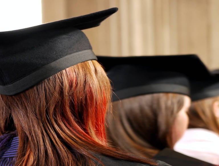 Enveloppe de livraison sécurisée et discrète pour l'envoi de documents à domicile.