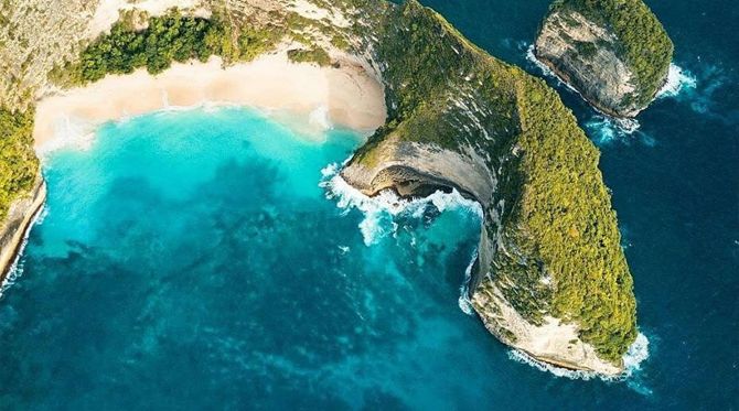 Kelingking Beach in Nusa Penida Island
