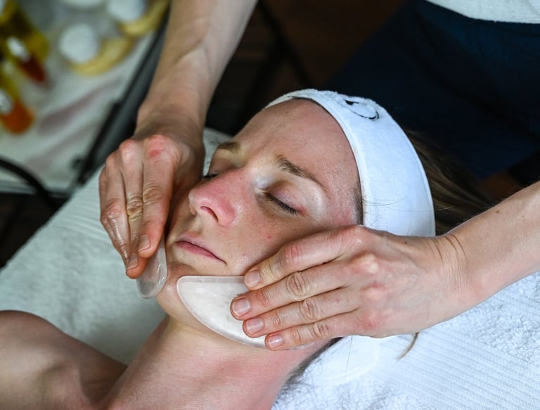 Isabelle facialiste propose des massages du visage pour raffermir et repulper votre peau