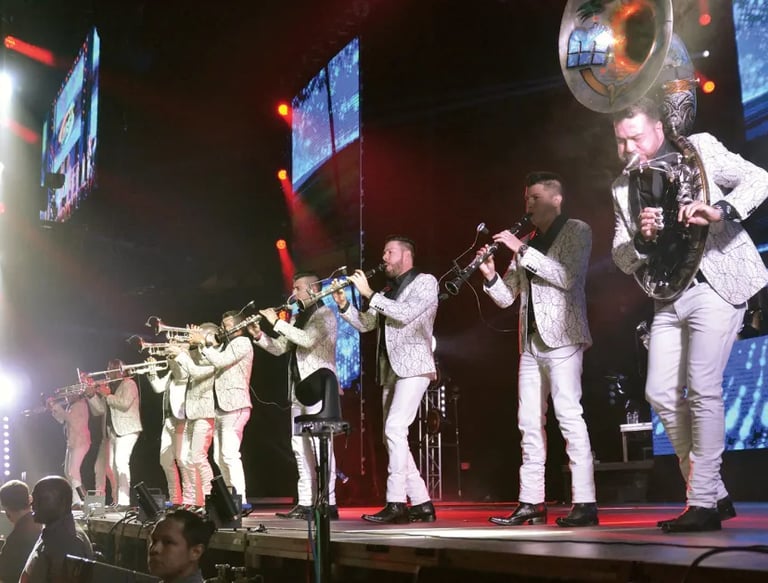 Mexican live music for your employees who deserve recognition