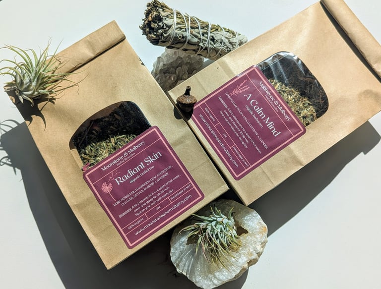 a picture of the Radiant Skin Herbal Tea and the A Calm Mind Tea products