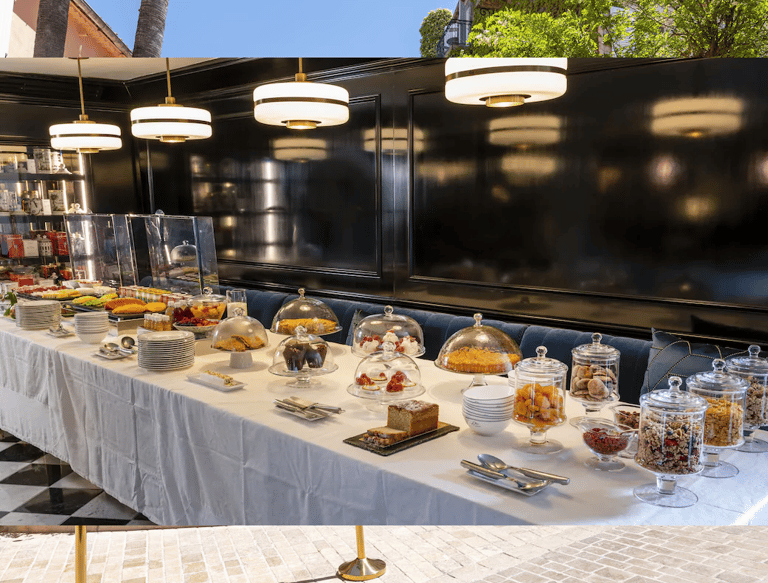 Hôtel Le Yaca Saint-Tropez (photo by Expedia)