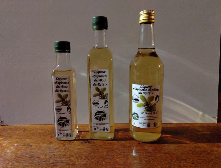 liqueur de sapin, le verts sapin, la sapinette des bois du ratz, les champignons des volcans