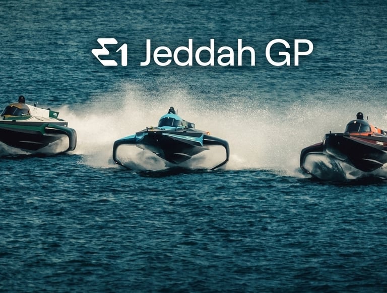 E1 Series electric boat race on Red Sea Jeddah Saudi Arabia سباق القوارب الكهربائية في جدة السعودية