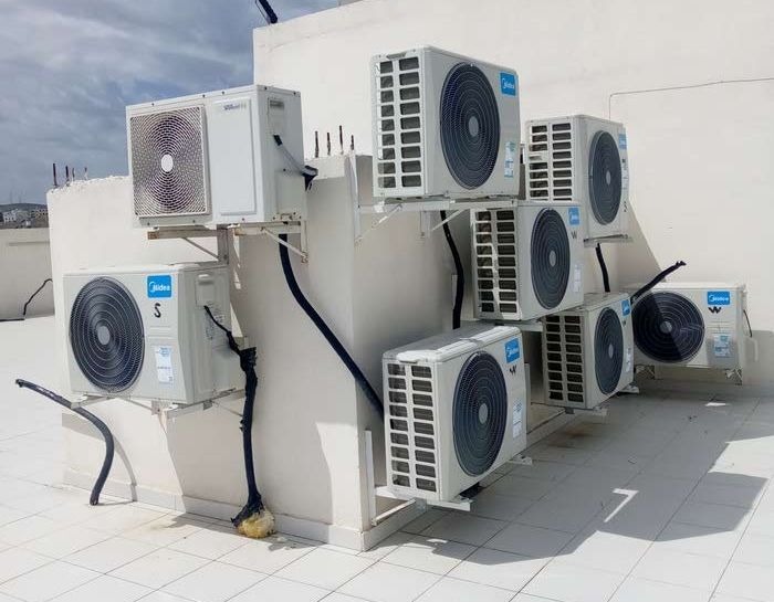 شركة تركيب مكيفات الطايف شركة صيانة مكيفات بالطايف فني تركيب مكيفات فني مكيفات شباك تركيب مكيفات 